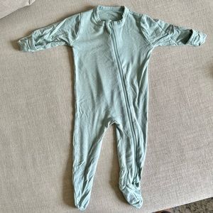 Kyte baby zippered footie onesie